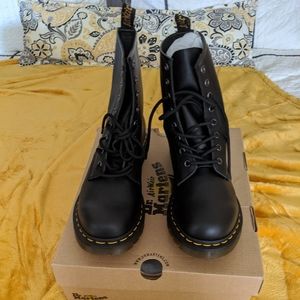 New Doc Martens 1460